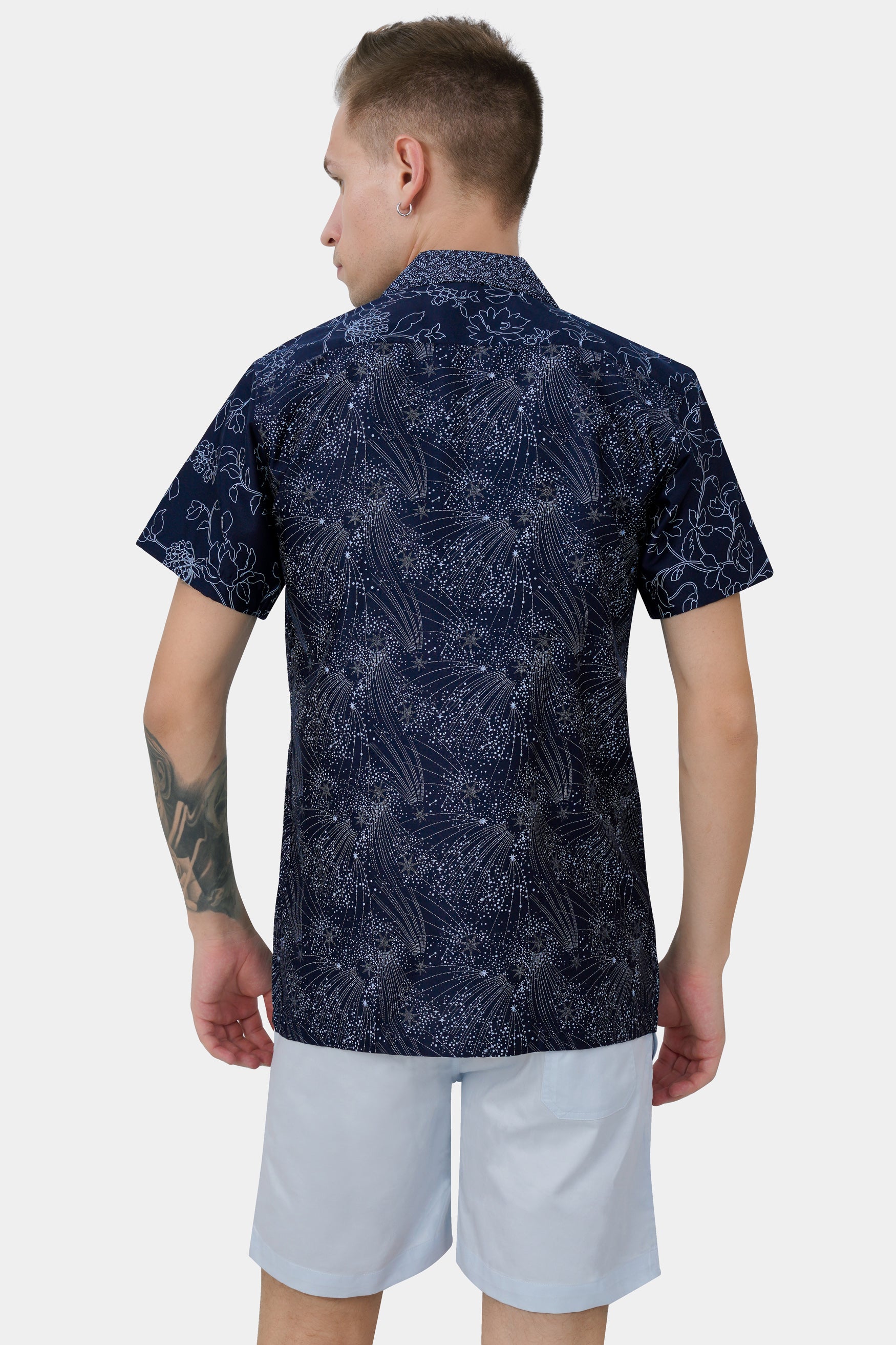 Cinder Blue Leaves Printed Subtle Sheen Super Soft Premium Cotton Shirt 11718-CC-BLK-SS-38, 11718-CC-BLK-SS-39, 11718-CC-BLK-SS-40, 11718-CC-BLK-SS-42, 11718-CC-BLK-SS-44, 11718-CC-BLK-SS-46, 11718-CC-BLK-SS-48, 11718-CC-BLK-SS-50, 11718-CC-BLK-SS-52
