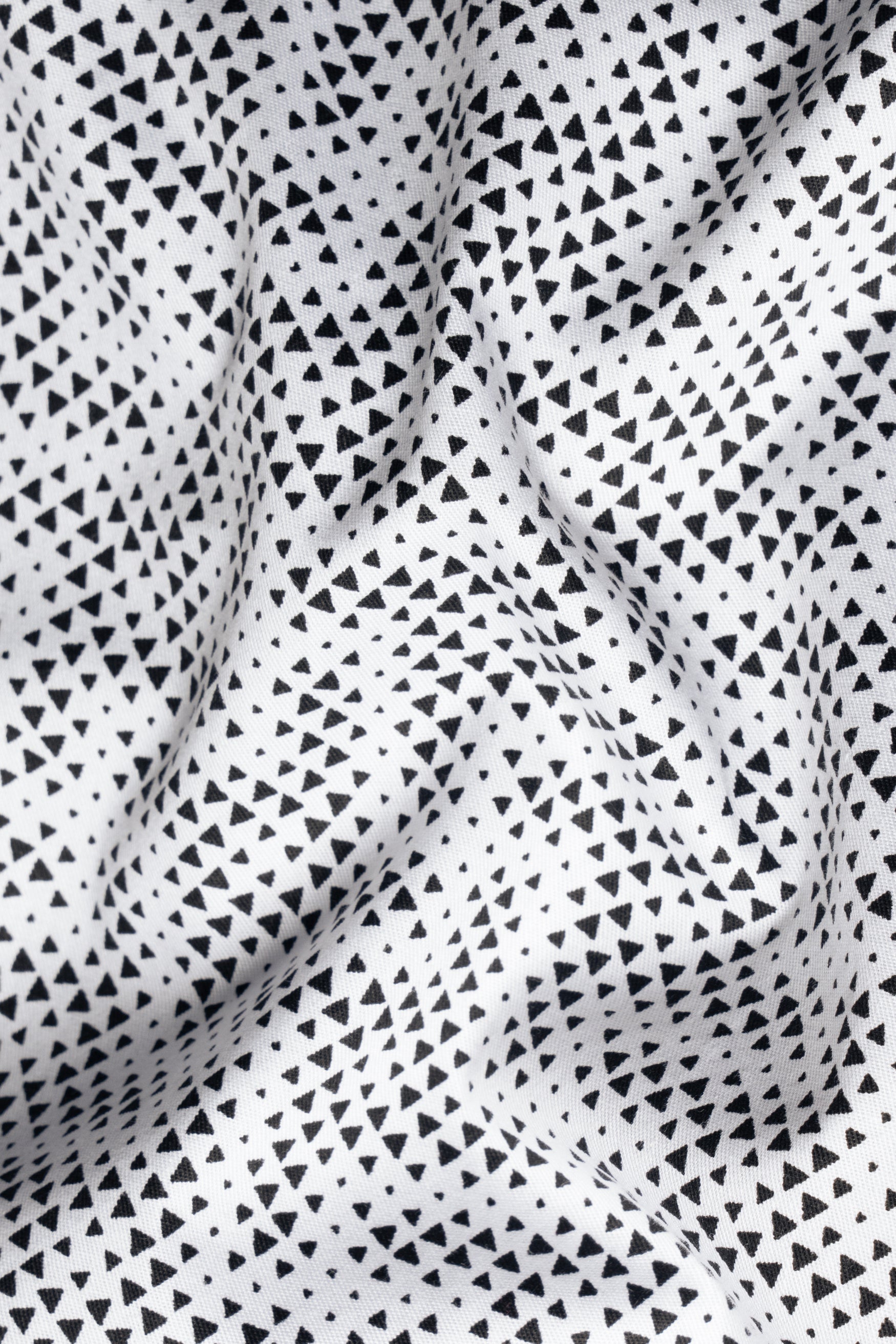 Classic White with Black Flocked Triangle Printed Super Soft Premium Cotton Shirt 12608-BLK-38, 12608-BLK-H-38, 12608-BLK-39, 12608-BLK-H-39, 12608-BLK-40, 12608-BLK-H-40, 12608-BLK-42, 12608-BLK-H-42, 12608-BLK-44, 12608-BLK-H-44, 12608-BLK-46, 12608-BLK-H-46, 12608-BLK-48, 12608-BLK-H-48, 12608-BLK-50, 12608-BLK-H-50, 12608-BLK-52, 12608-BLK-H-52