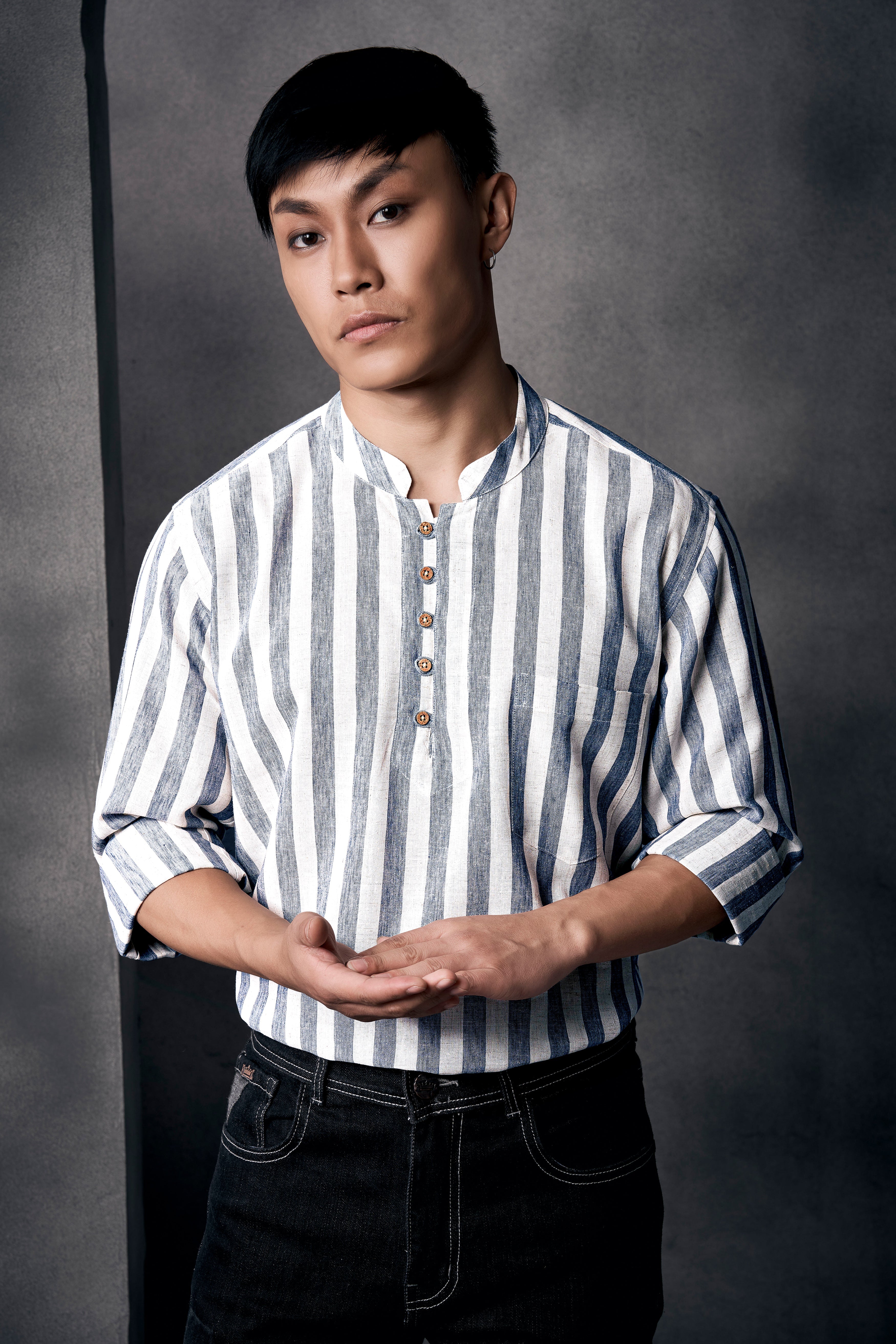 Martinique Blue And Moon Mist Cream Striped Luxuries Linen Shirt 13010-KS-38, 13010-KS-H-38, 13010-KS-39, 13010-KS-H-39, 13010-KS-40, 13010-KS-H-40, 13010-KS-42, 13010-KS-H-42, 13010-KS-44, 13010-KS-H-44, 13010-KS-46, 13010-KS-H-46, 13010-KS-48, 13010-KS-H-48, 13010-KS-50, 13010-KS-H-50, 13010-KS-52, 13010-KS-H-52