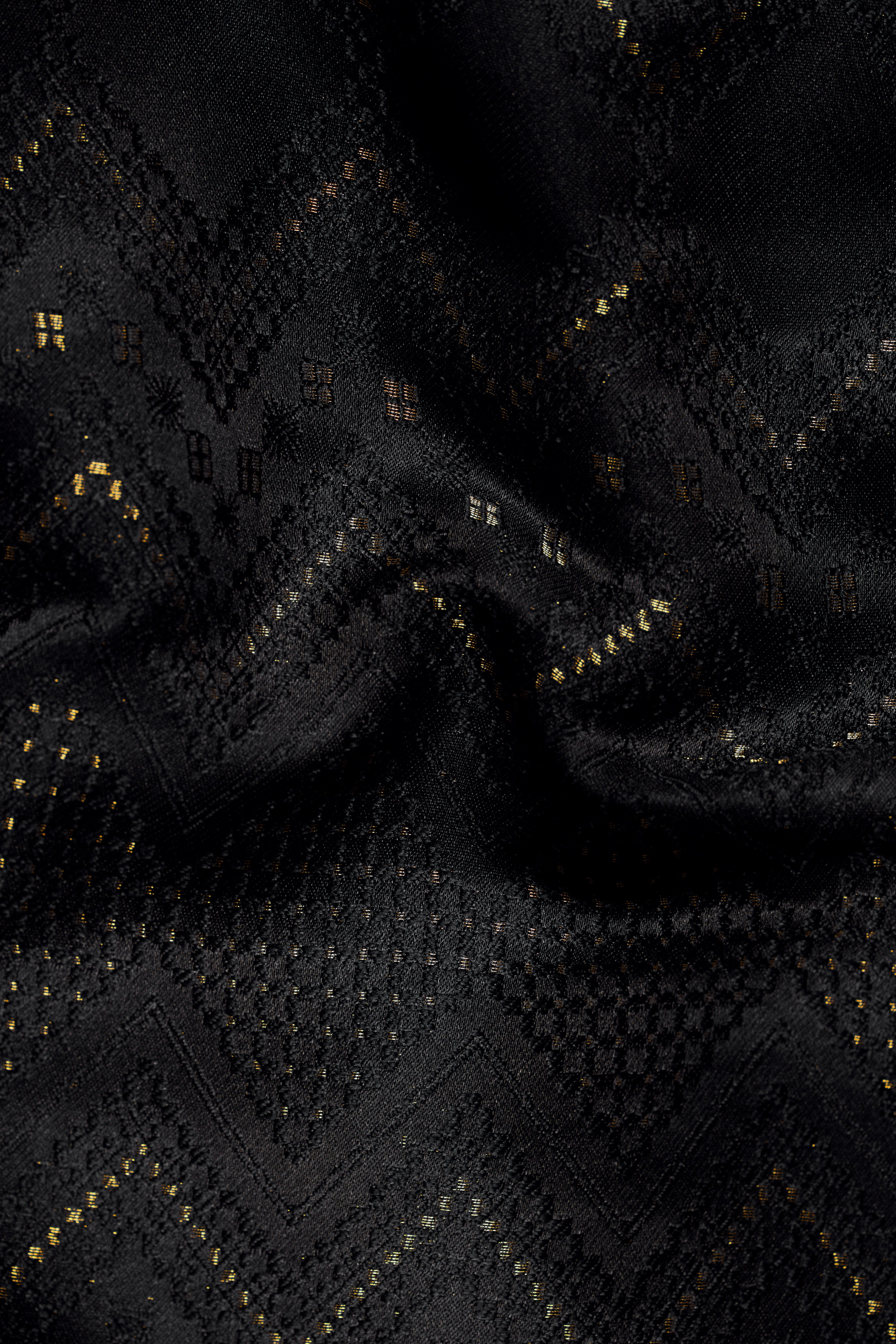 Jade Black and Porshe Cream Chevron Jacquard Weave Tuxedo Blazer BL3726-BKL-36, BL3726-BKL-38, BL3726-BKL-40, BL3726-BKL-42, BL3726-BKL-44, BL3726-BKL-46, BL3726-BKL-48, BL3726-BKL-50, BL3726-BKL-52, BL3726-BKL-54, BL3726-BKL-56, BL3726-BKL-58, BL3726-BKL-60