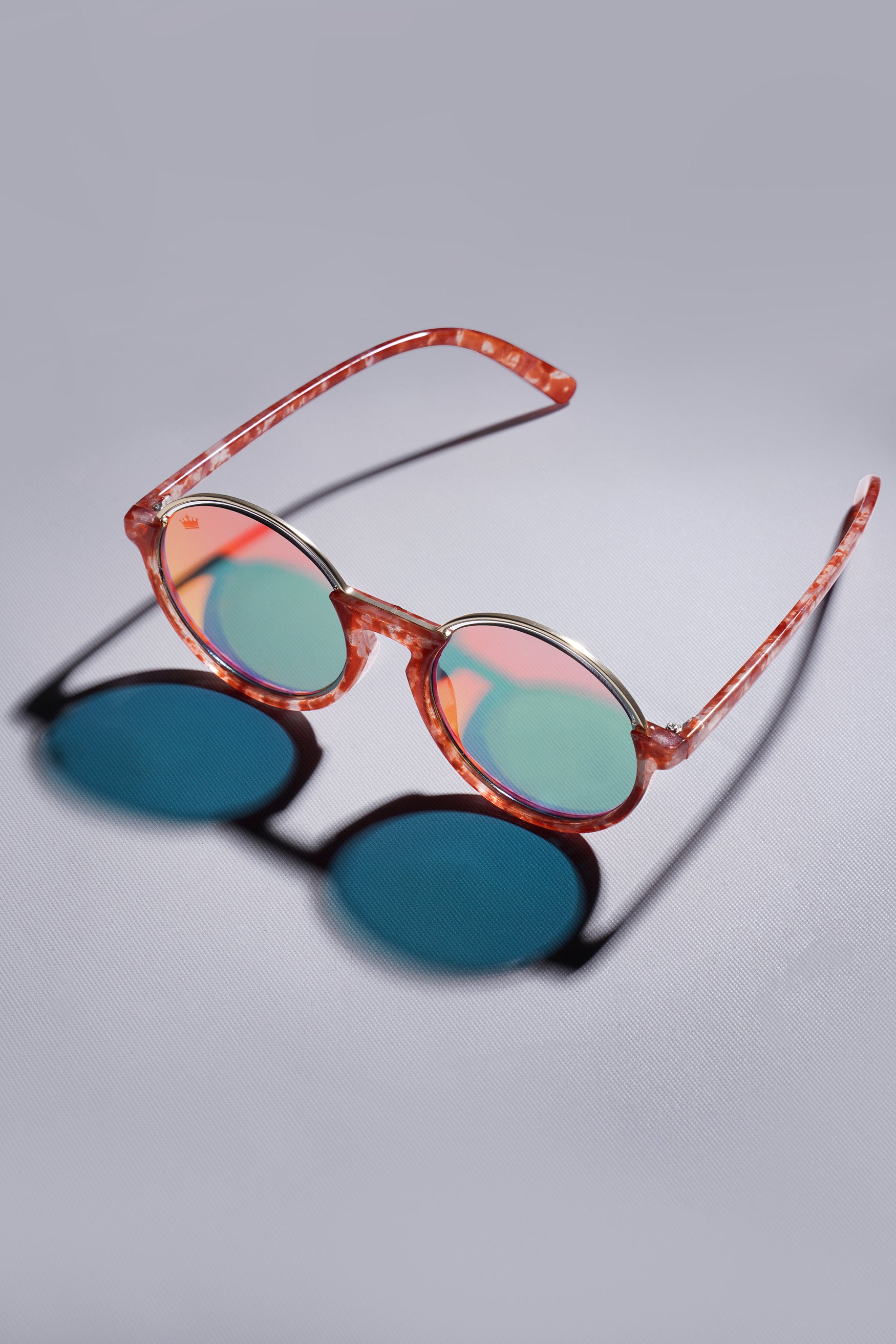 Peach French Crown Round-Shaped Women’s Sunglasses