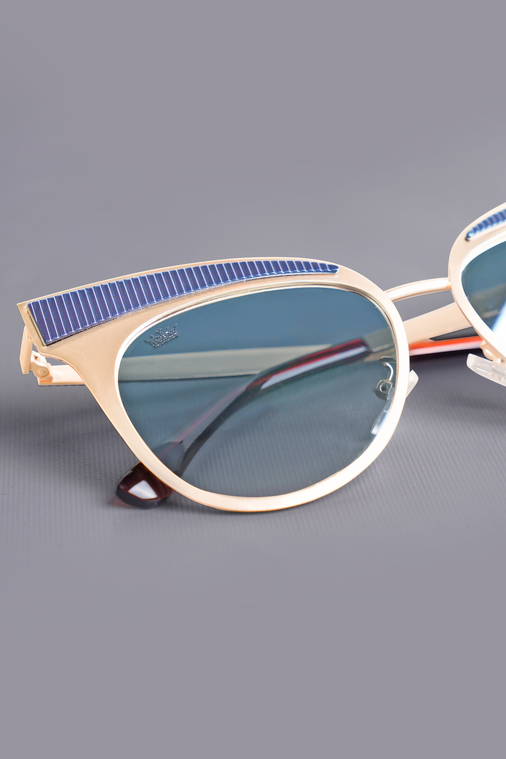 Cloud Gray French Crown Cat Eye Unisex Sunglasses