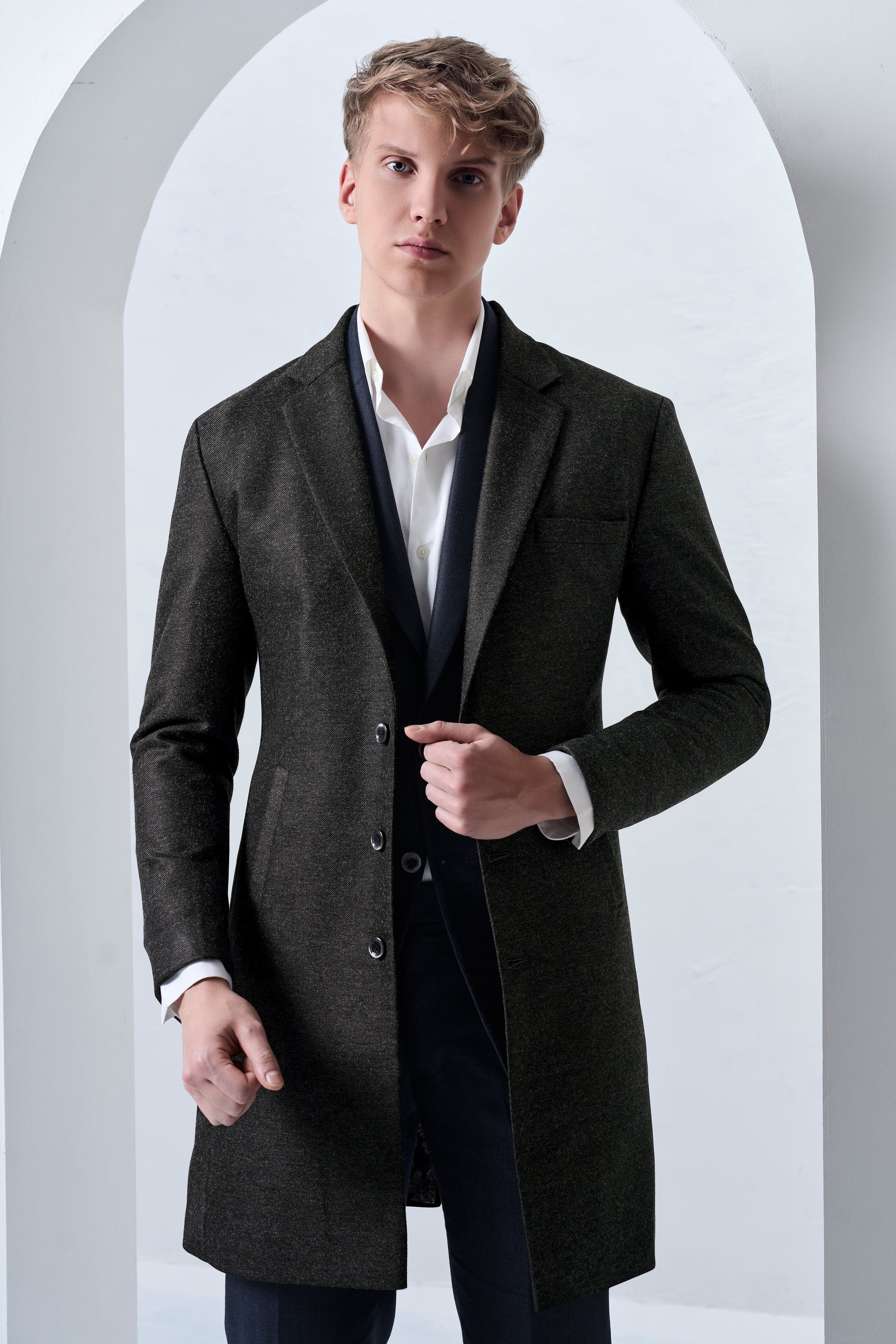 Metallo-Gunmetal Gray Textured Tweed Single Breasted Overcoat With Pant
