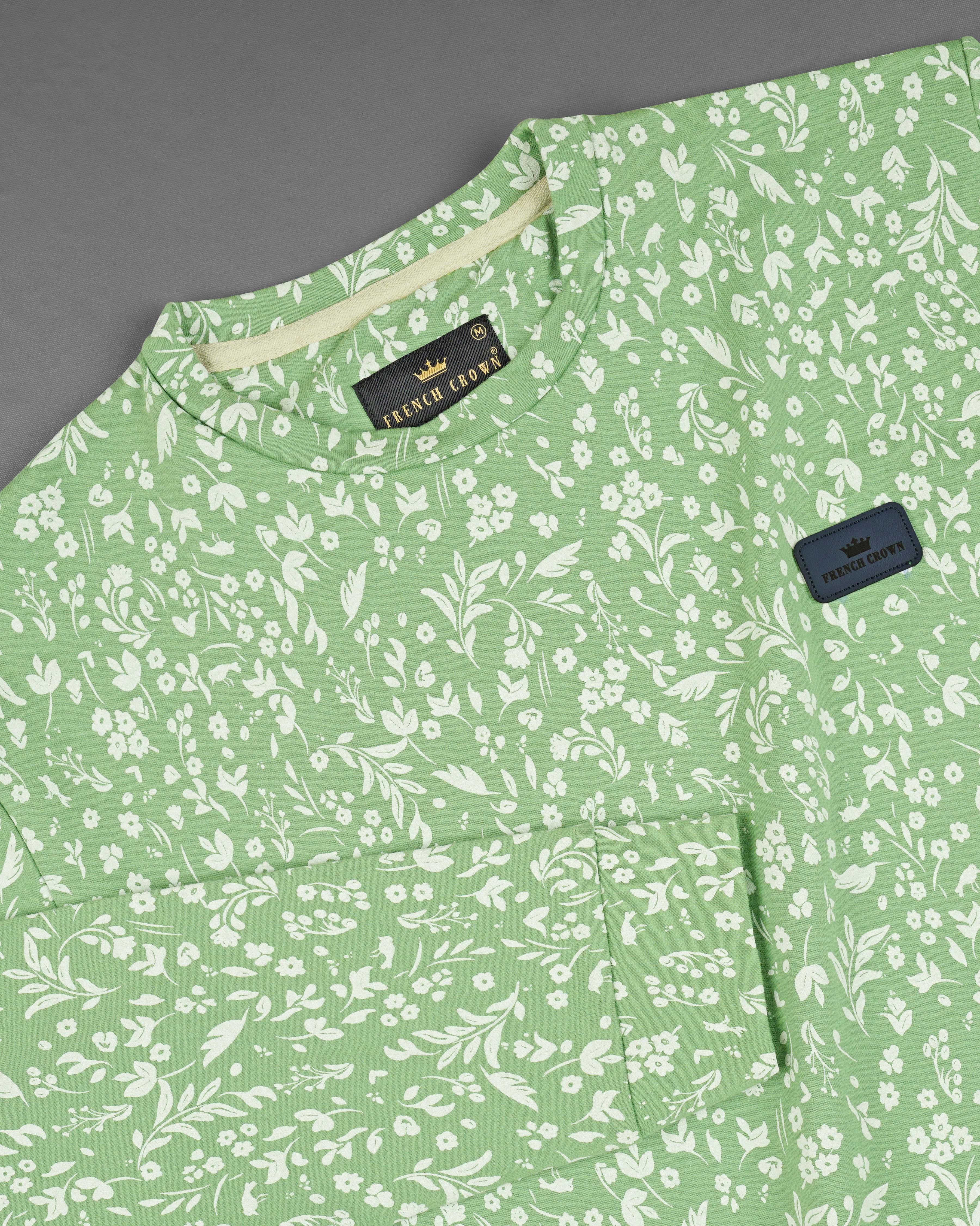 Mantis Green Ditsy Printed Full Sleeve Premium Cotton Jersey Sweatshirt 
TS618-M, TS618-M, TS618-R, TS618-XL, TS618-XXL, TS618-3XL, TS618-4XL