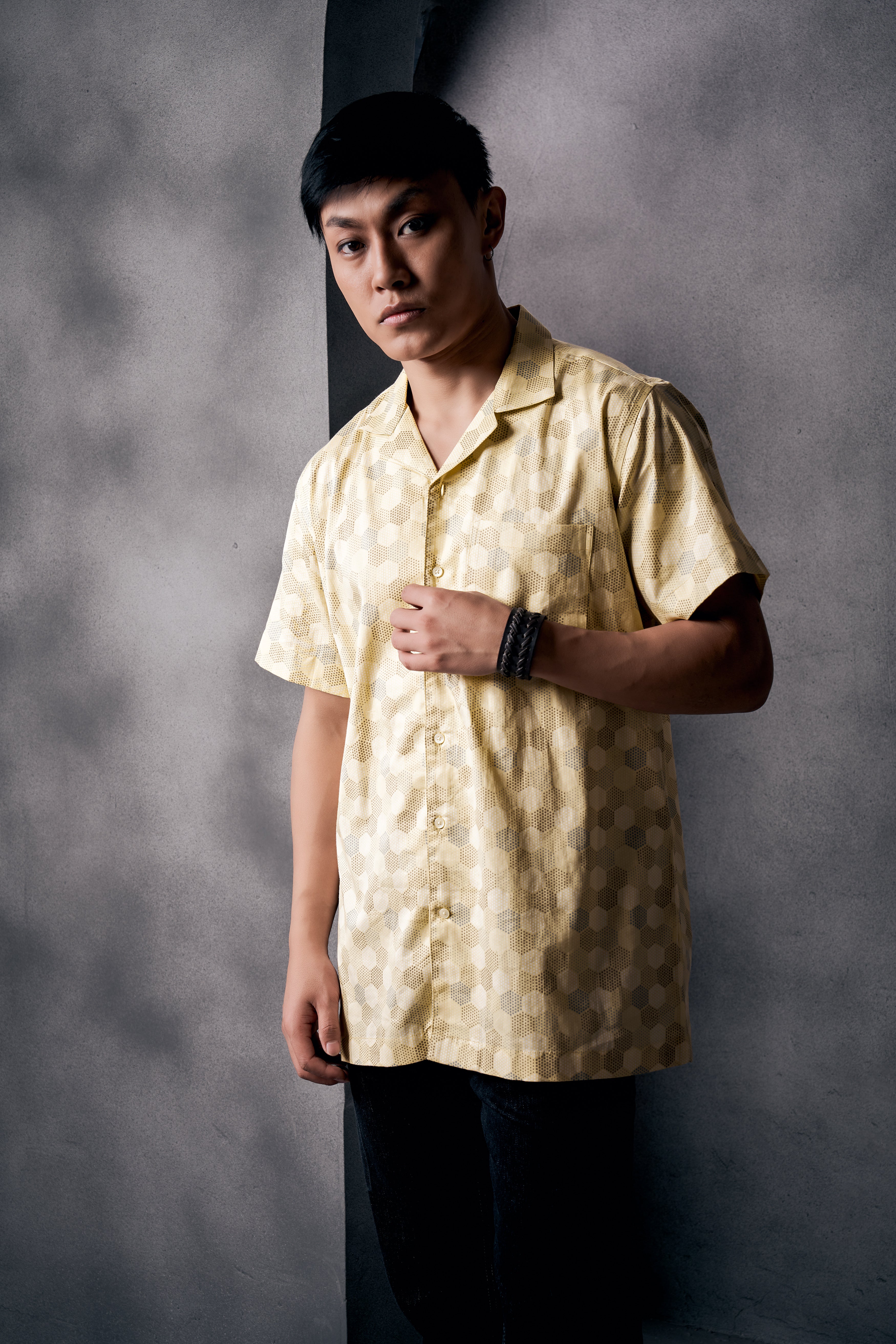 Swizzle Yellow Beehive Printed Subtle Sheen Super Soft Premium Cotton Shirt