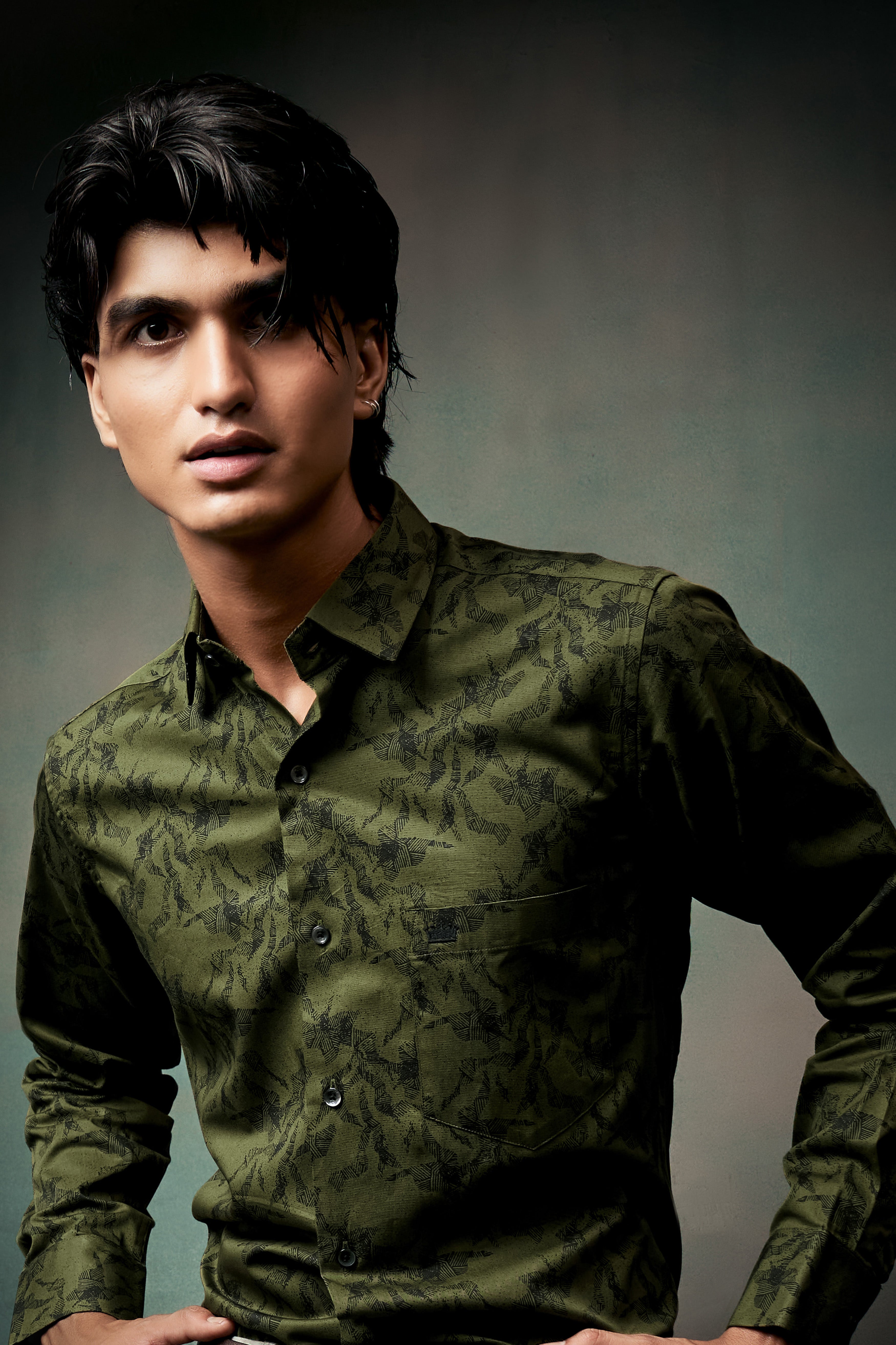 Rifle Green Printed Subtle Sheen Super Soft Premium Cotton Shirt