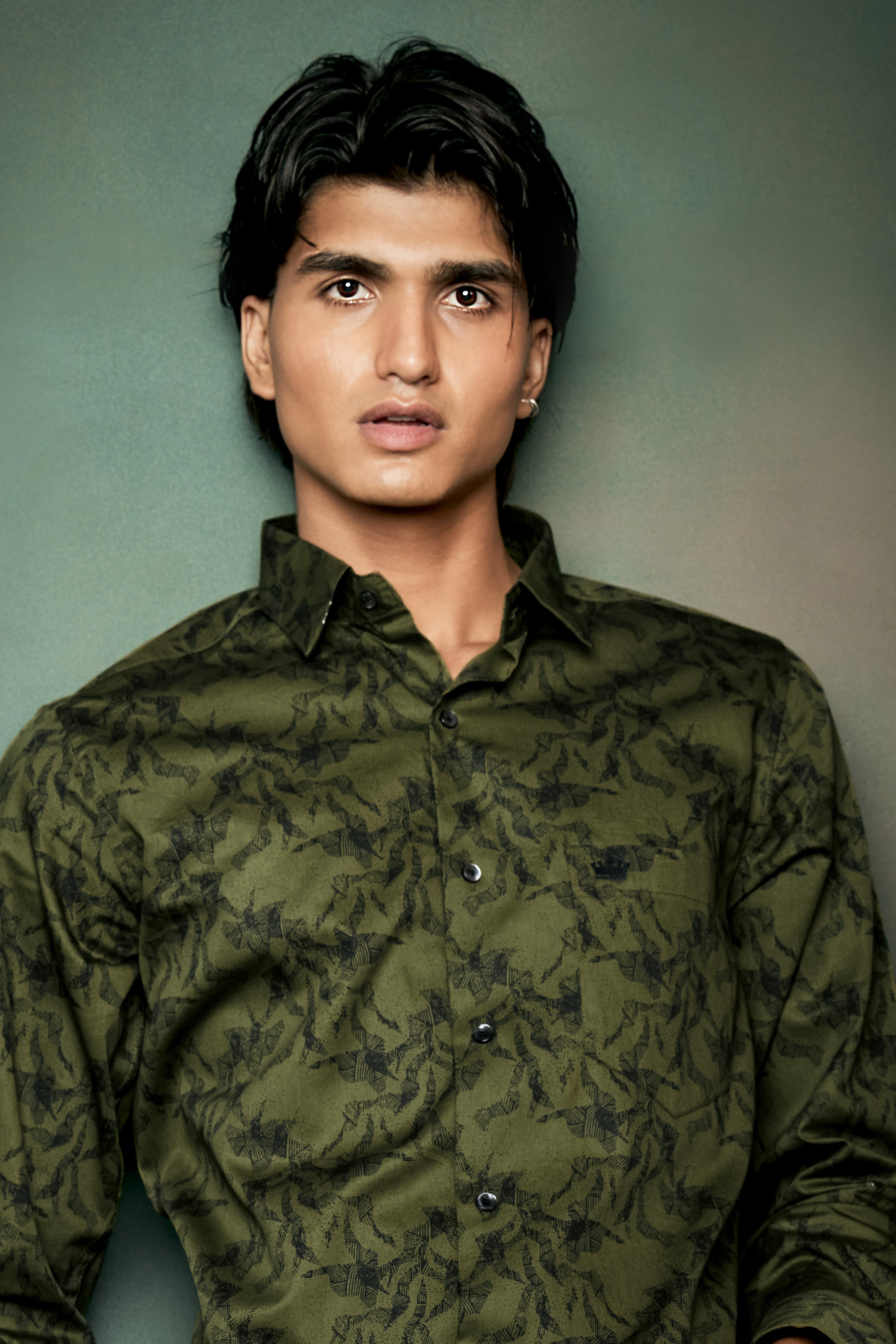 Rifle Green Printed Subtle Sheen Super Soft Premium Cotton Shirt