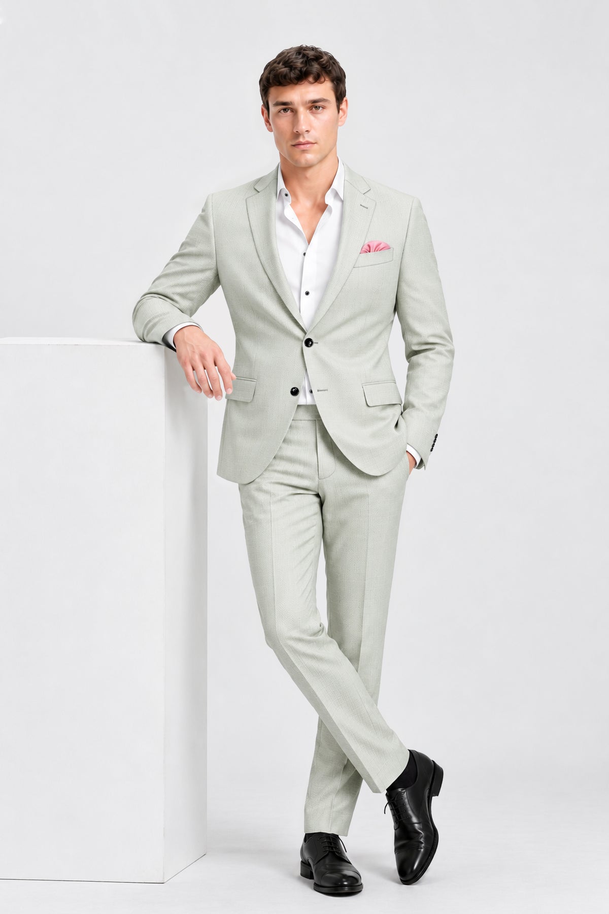 Cavell-Ash Gray Diamond Textured Wool Rich Slight Stretch Single Breasted Blazer