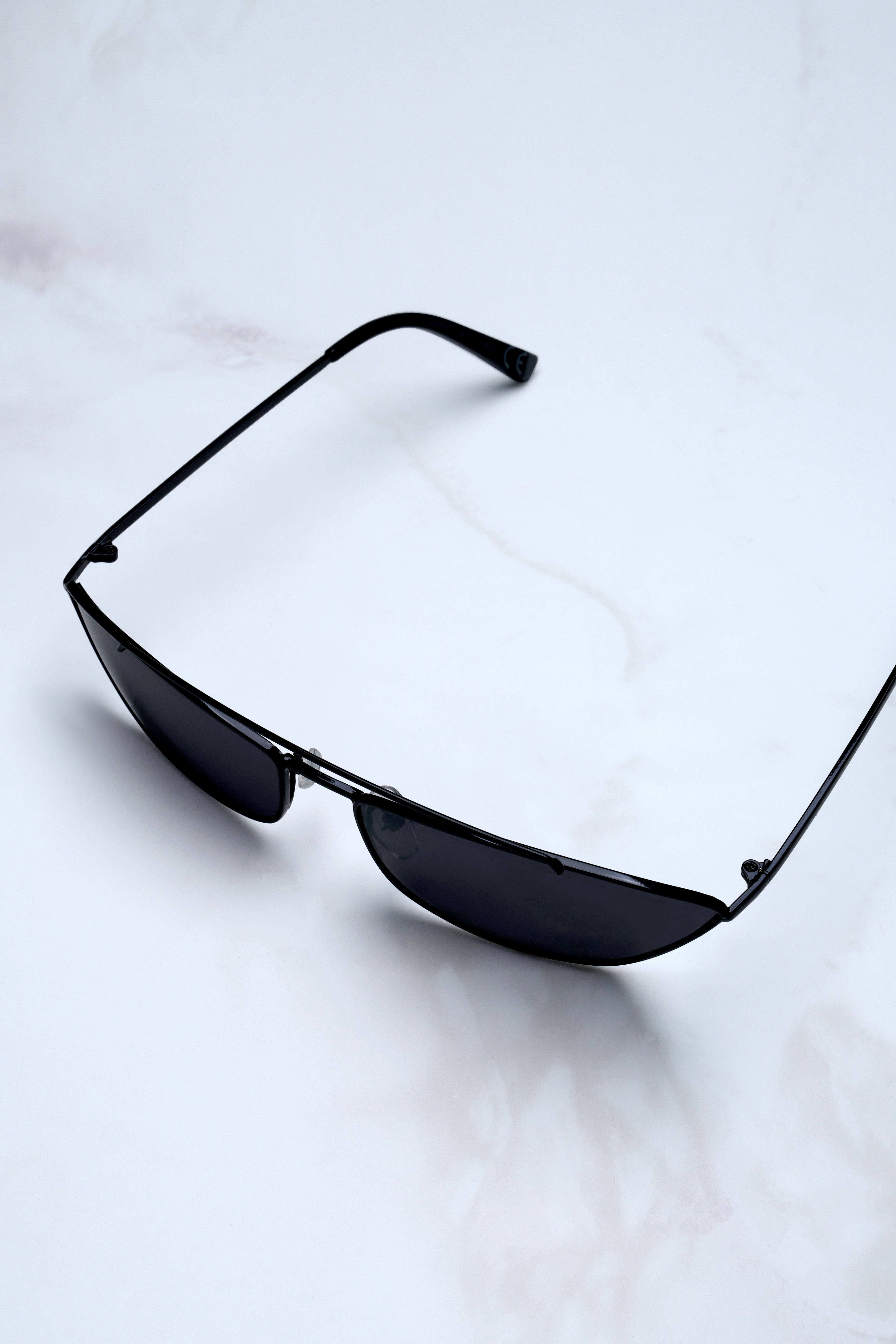 Noctara-Shadow Black French Crown Narrow Cat-Eye Unisex Sunglasses