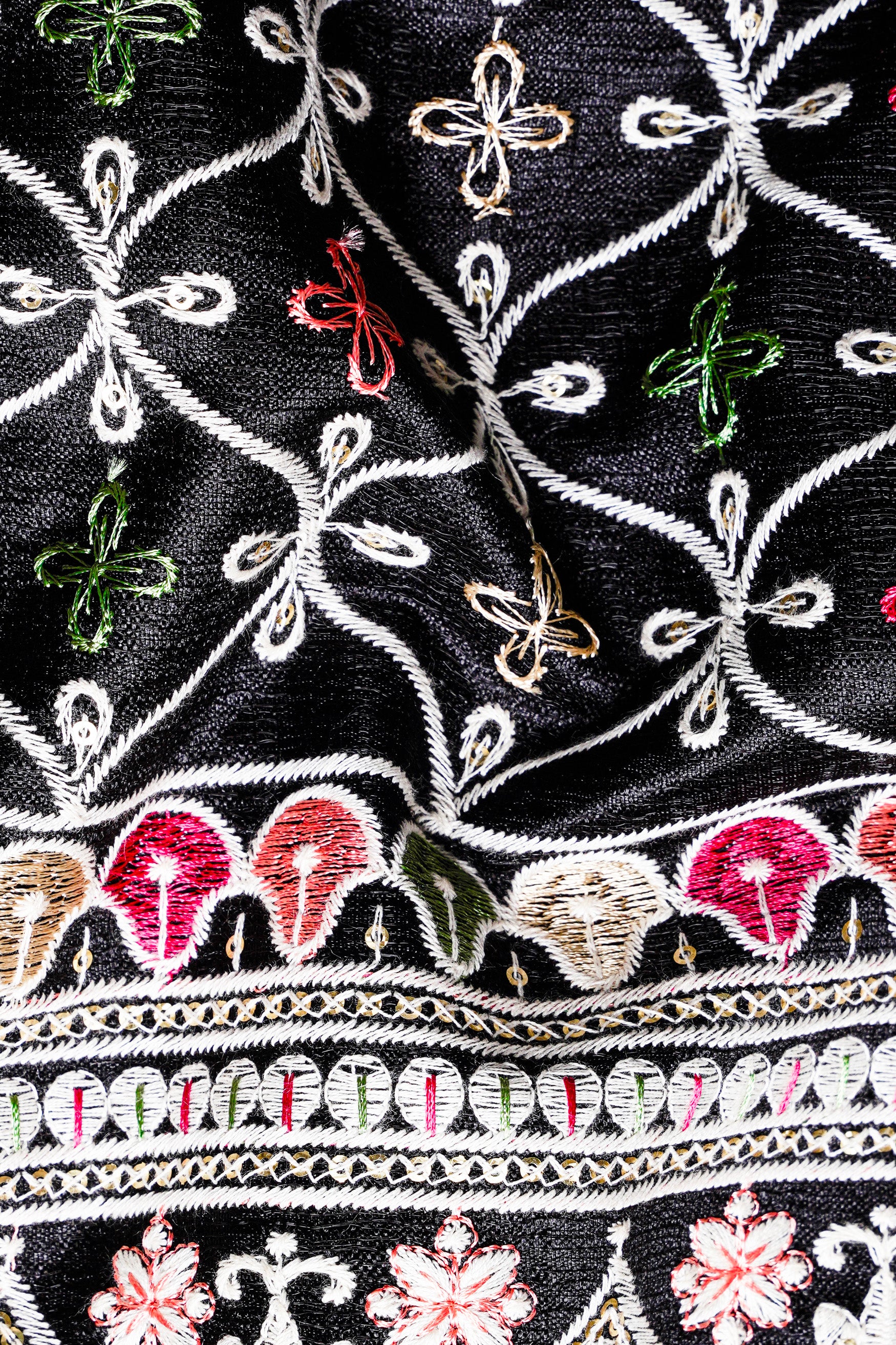 Jade Black and Sage Green Multicolour Ogee pattern Embroidered Jodhpuri