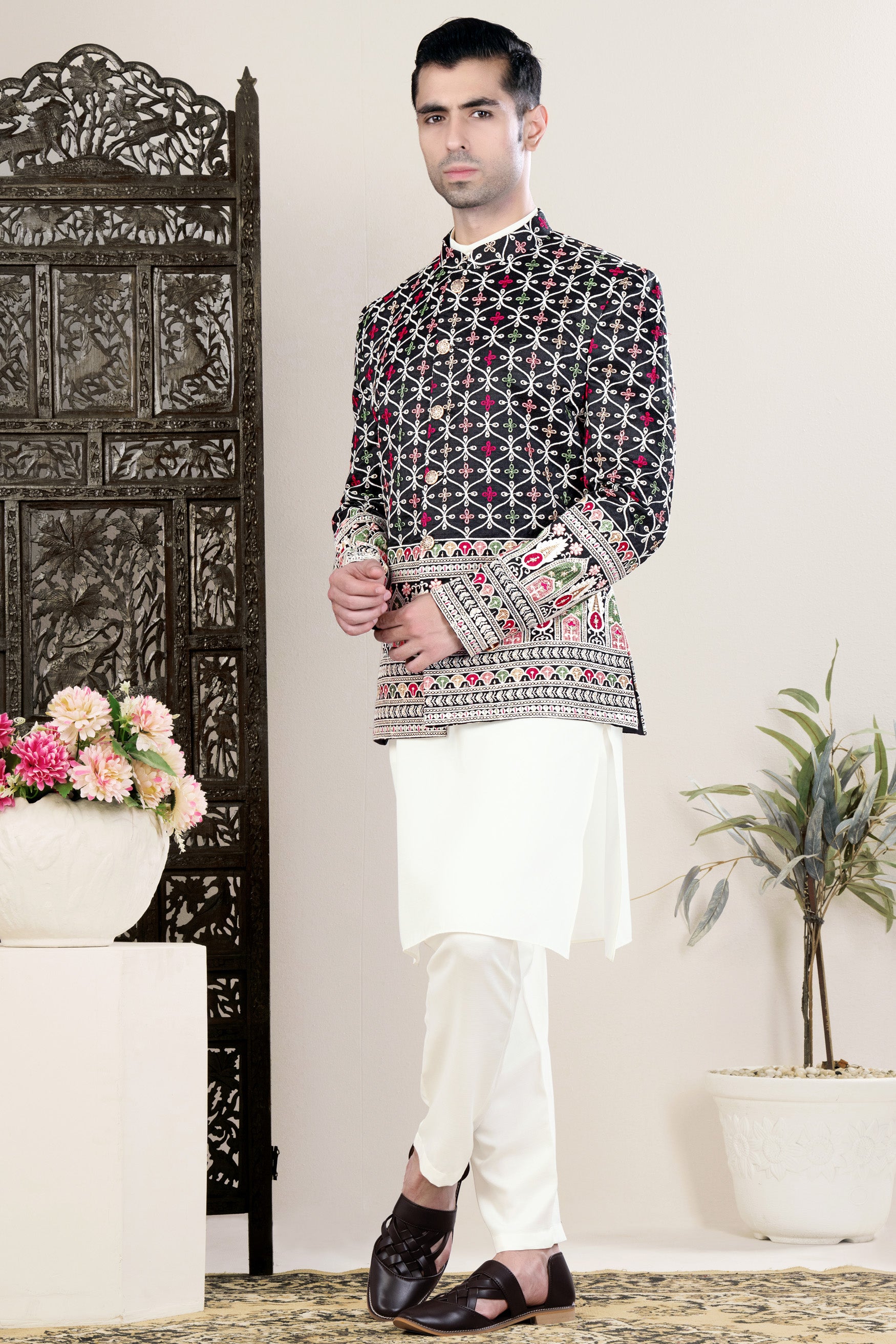 Jade Black and Sage Green Multicolour Ogee pattern Embroidered Jodhpuri