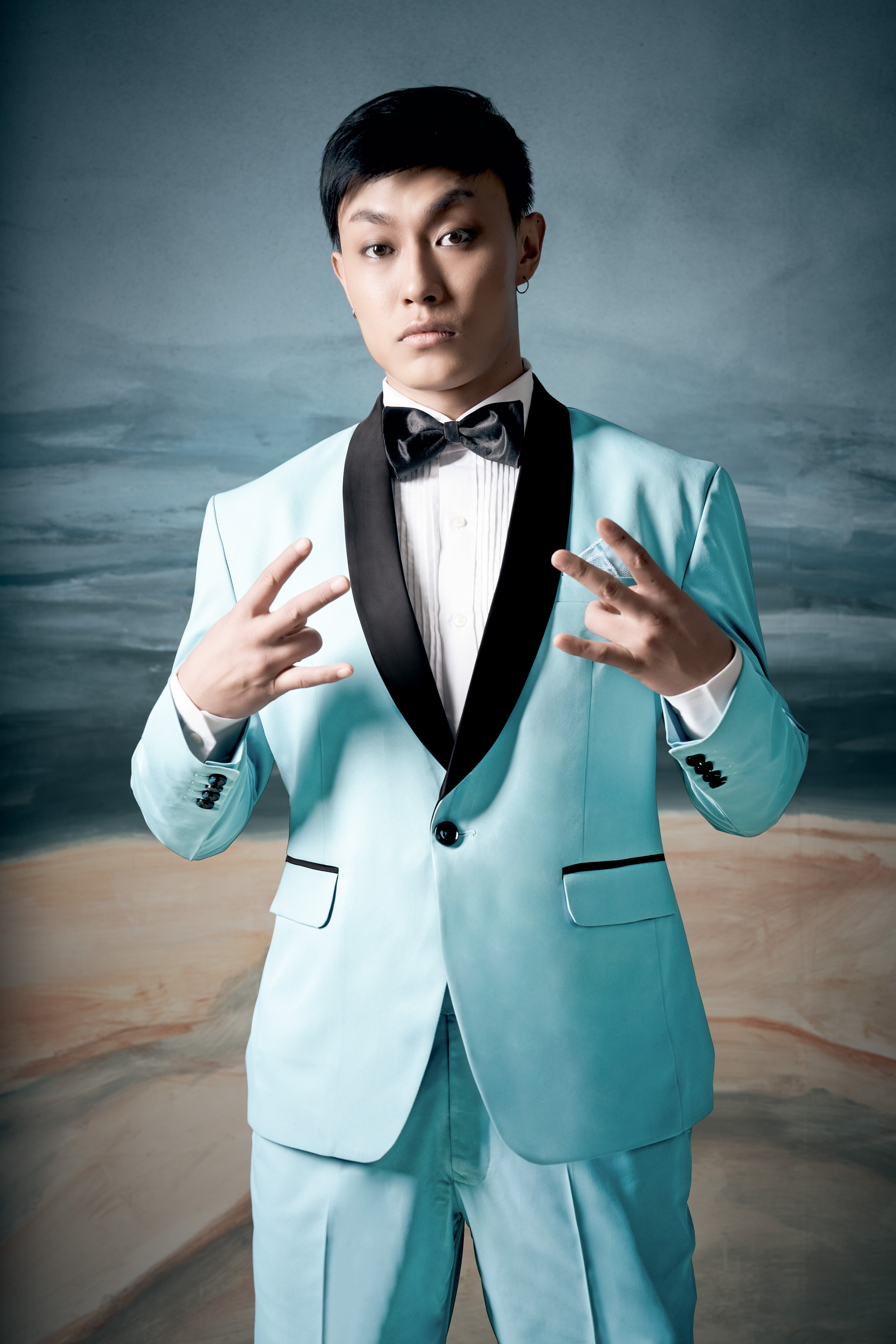 Korean Blizzard Blue Solid Wool Rich Tuxedo Suit