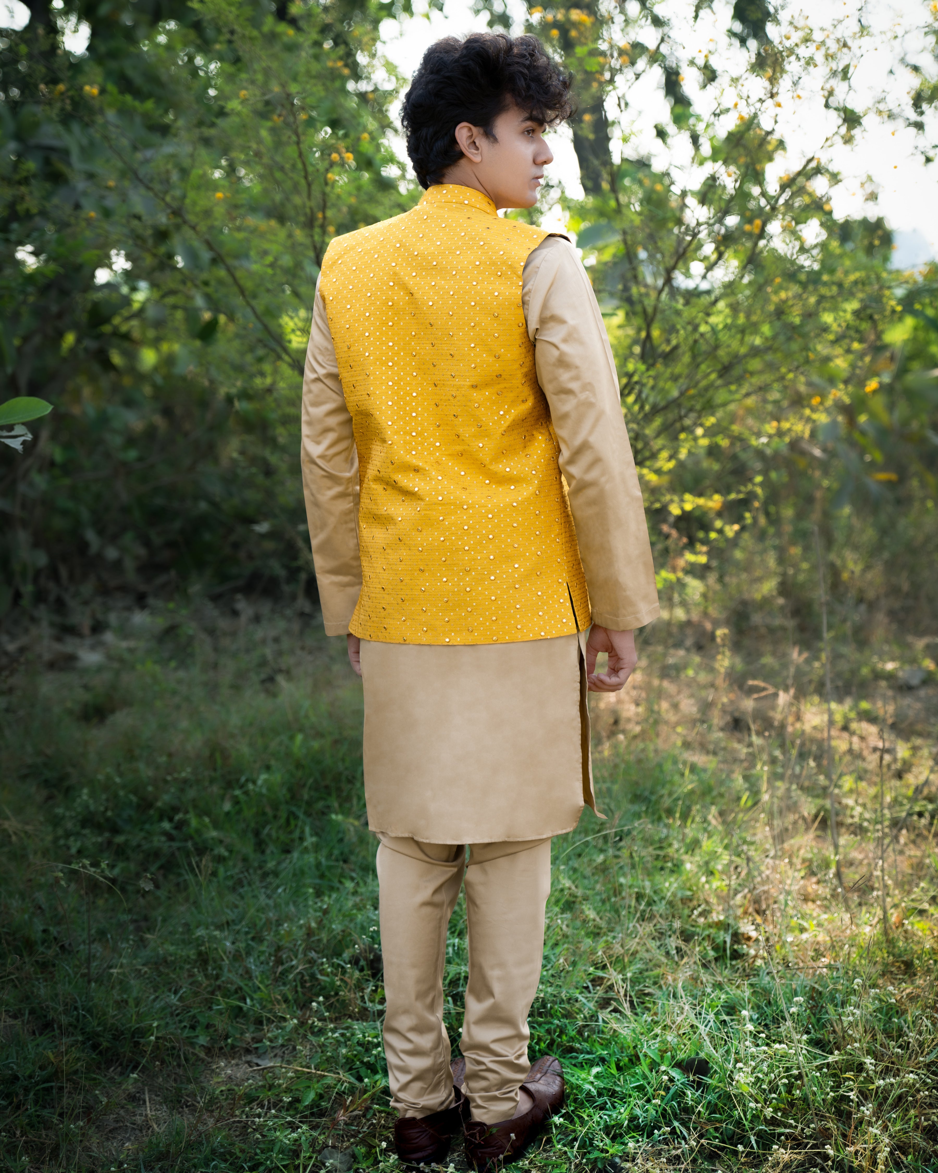 Sunglow Yellow Sleeveless Mirror Embodied Jacket with Kurta, Pajama set SH004-SRW17-36, SH004-SRW17-38, SH004-SRW17-40, SH004-SRW17-42, SH004-SRW17-44, SH004-SRW17-46, SH004-SRW17-48, SH004-SRW17-50, SH004-SRW17-52, SH004-SRW17-54, SH004-SRW17-56, SH004-SRW17-58, SH004-SRW17-60