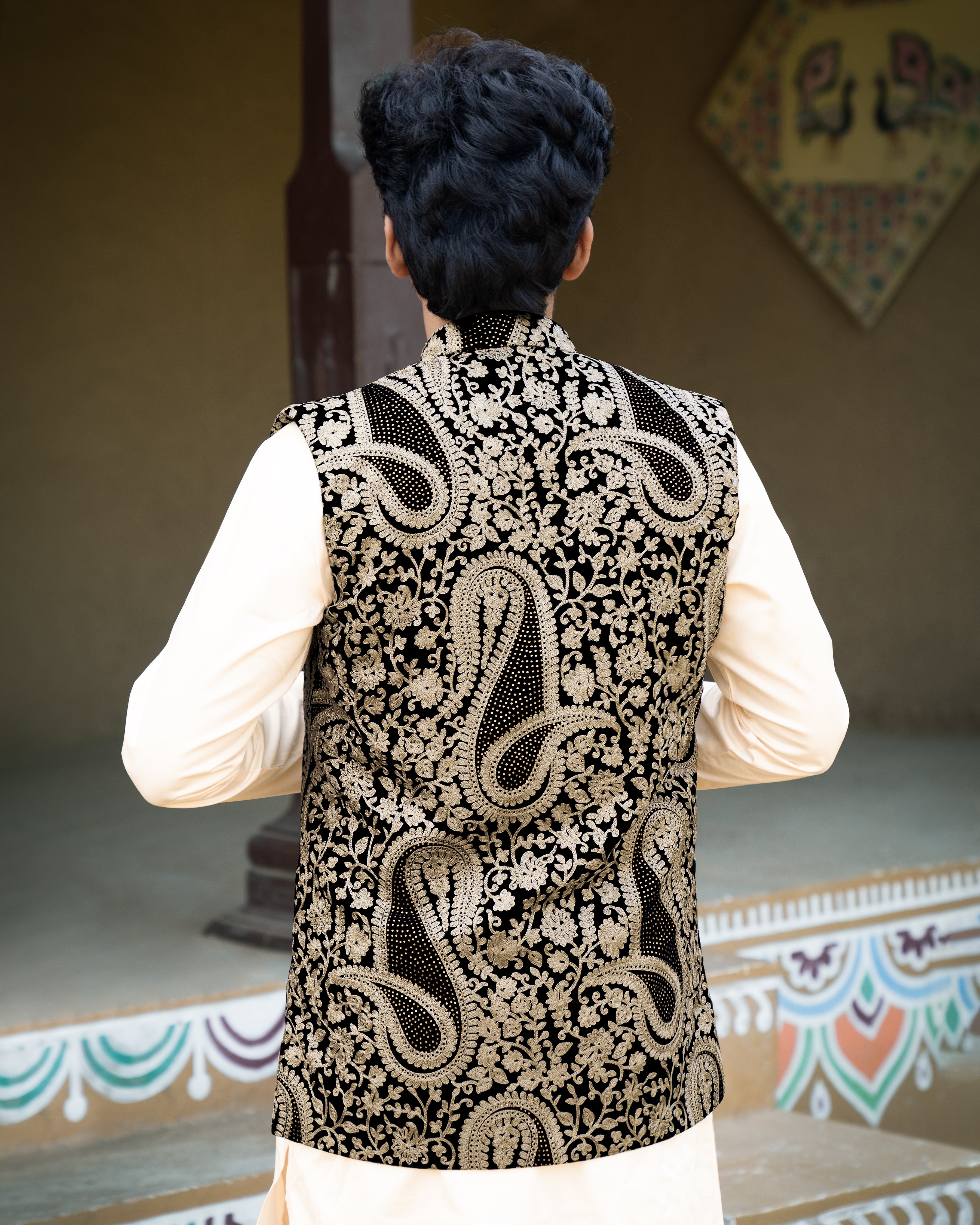 Muesli Brown and Black Velvet Sleeveless Heavy Embroidered Jacket with Draped Kurta, Pajama set SH013-SRW04-36, SH013-SRW04-38, SH013-SRW04-40, SH013-SRW04-42, SH013-SRW04-44, SH013-SRW04-46, SH013-SRW04-48, SH013-SRW04-50, SH013-SRW04-52, SH013-SRW04-54, SH013-SRW04-56, SH013-SRW04-58, SH013-SRW04-60 