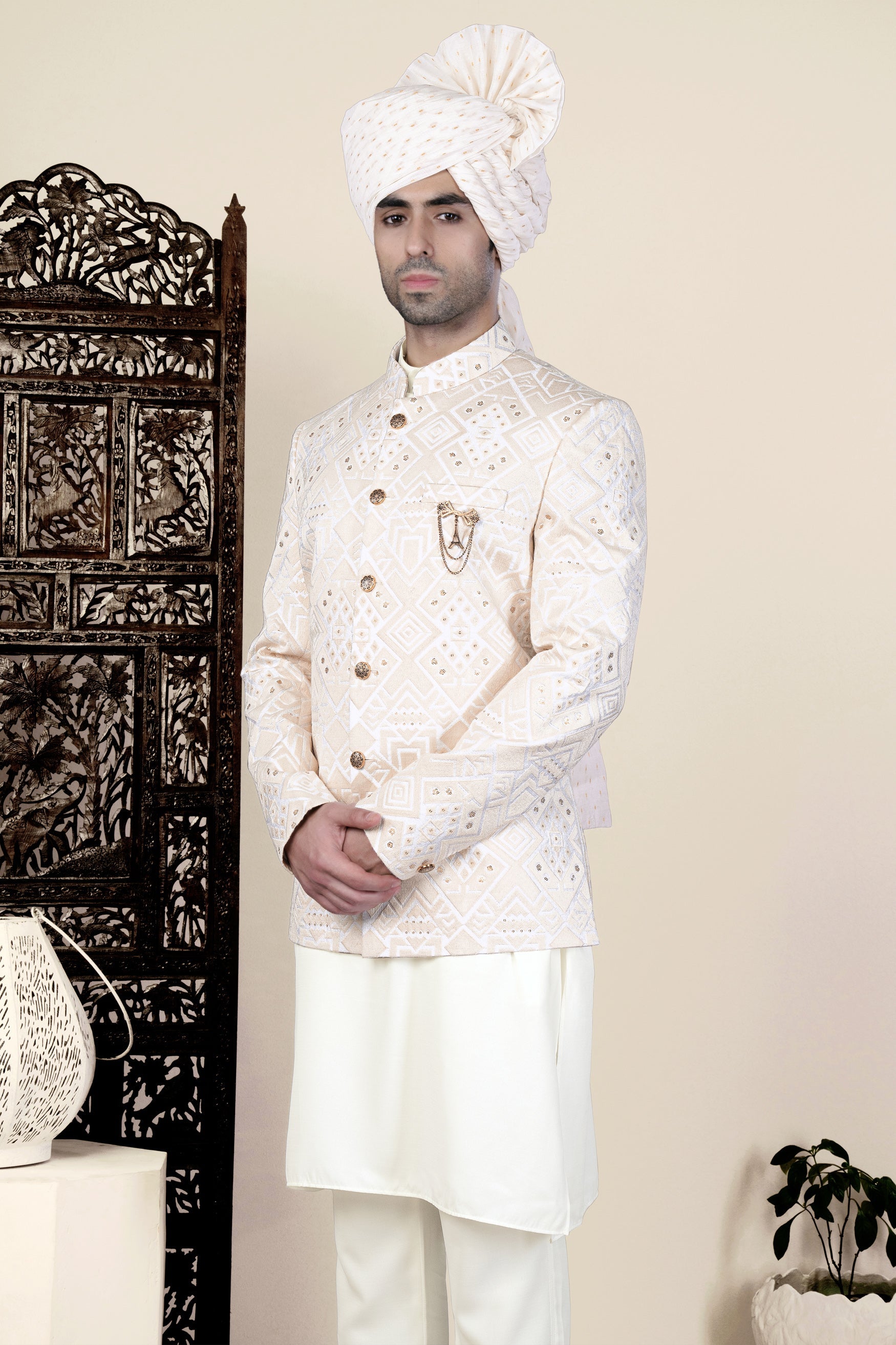 Sand Cream Geometric Thread and Sequin Embroidered Jodhpuri